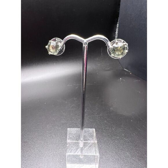 Peridot Stud Earrings - Picture 4 of 6